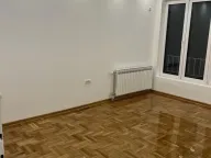 Izdavanje, trosoban stan, 68m², Centar, Niš - image 7