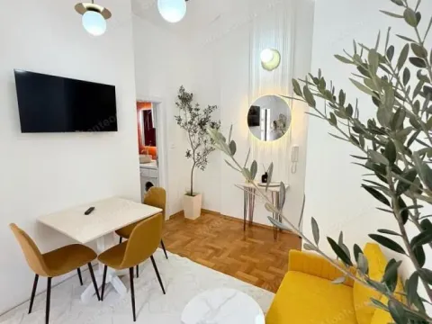 Prodaja, jednosoban stan, 26m², Petrovac, Budva - image 3