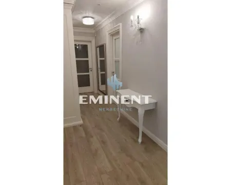 Rent, apartment, 215m², Senjak, Beograd - image 8