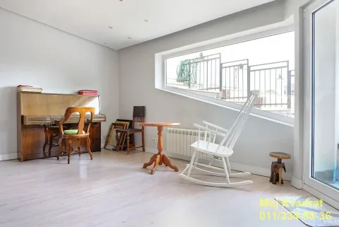 Sale, four bedroom apartment, 161m², Kalenić Pijaca, Vračar Sve Podlokacije - image 11