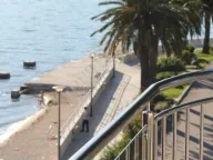 Izdavanje, dvosoban stan, 80m², Centar, Tivat - image 3