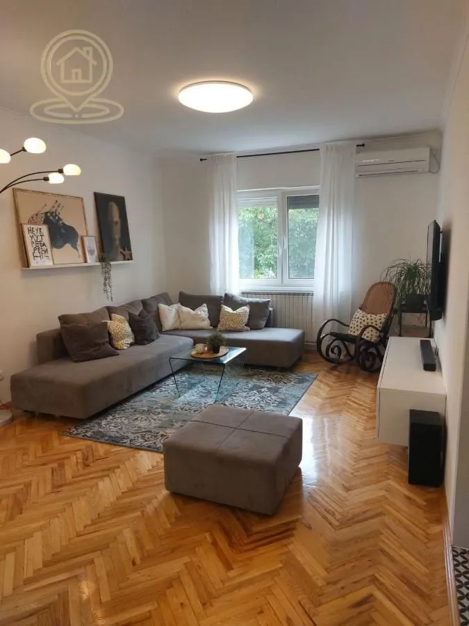 Prodaja, kuća, 360m², Veternik, Novi Sad Sve Podlokacije