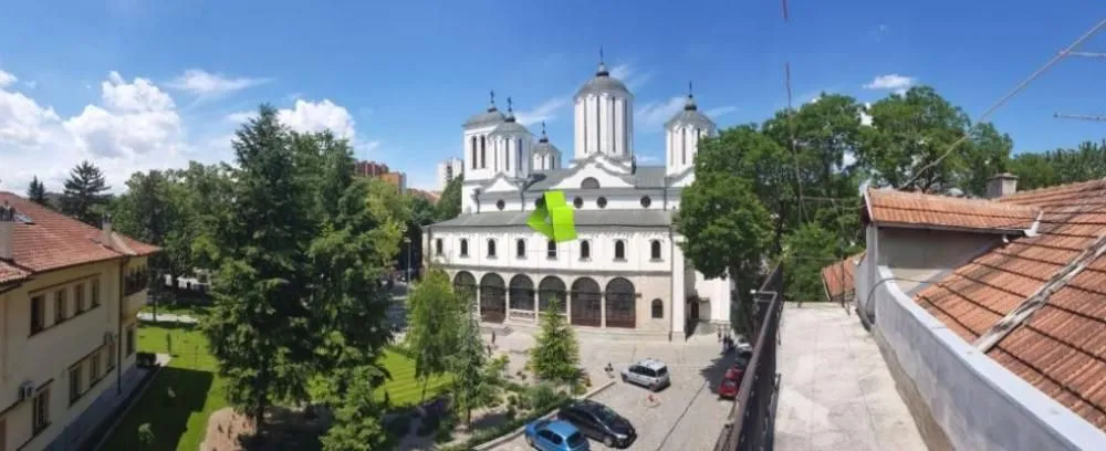 Rent, office space, 103m², Medijana, Niš