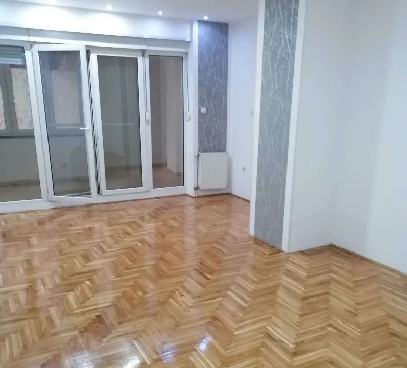 Prodaja, dvosoban stan, 59m², Bulevar Oslobodjenja, Novi Sad Sve Podlokacije