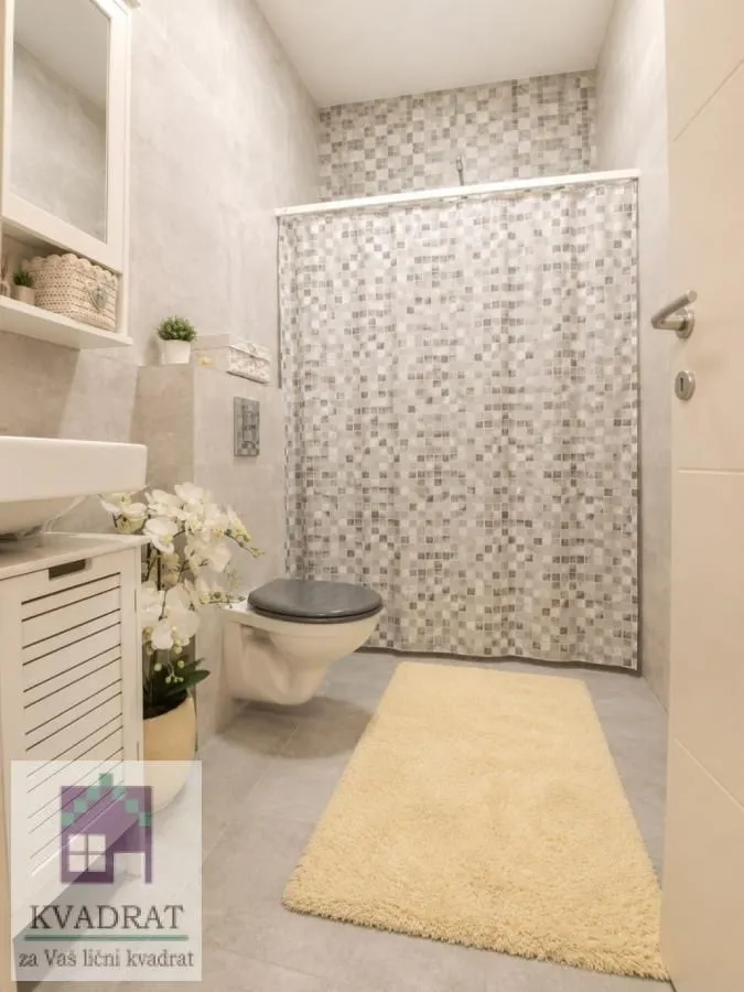 Prodaja, četvorosoban stan, 133m², Telep, Novi Sad Sve Podlokacije