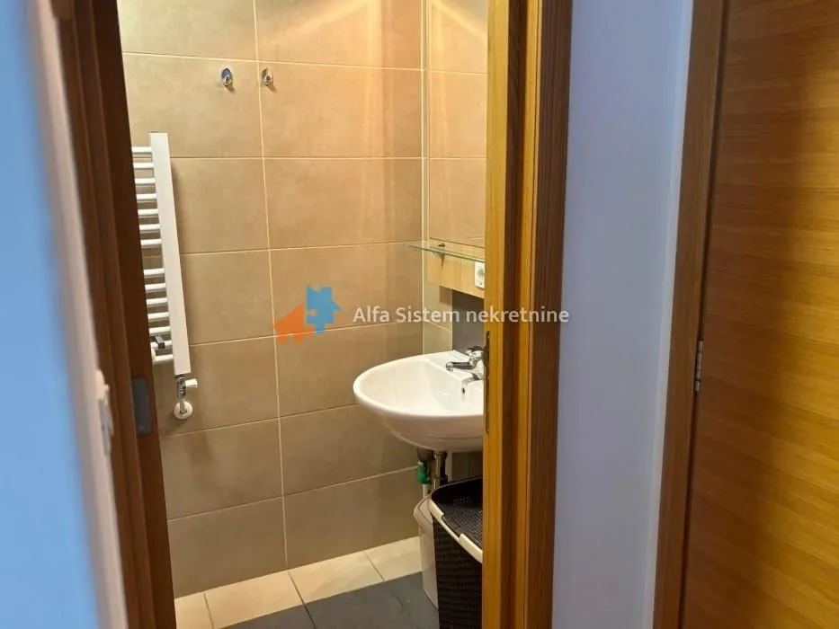 Izdavanje, stan, 40m², Stari Grad, Beograd