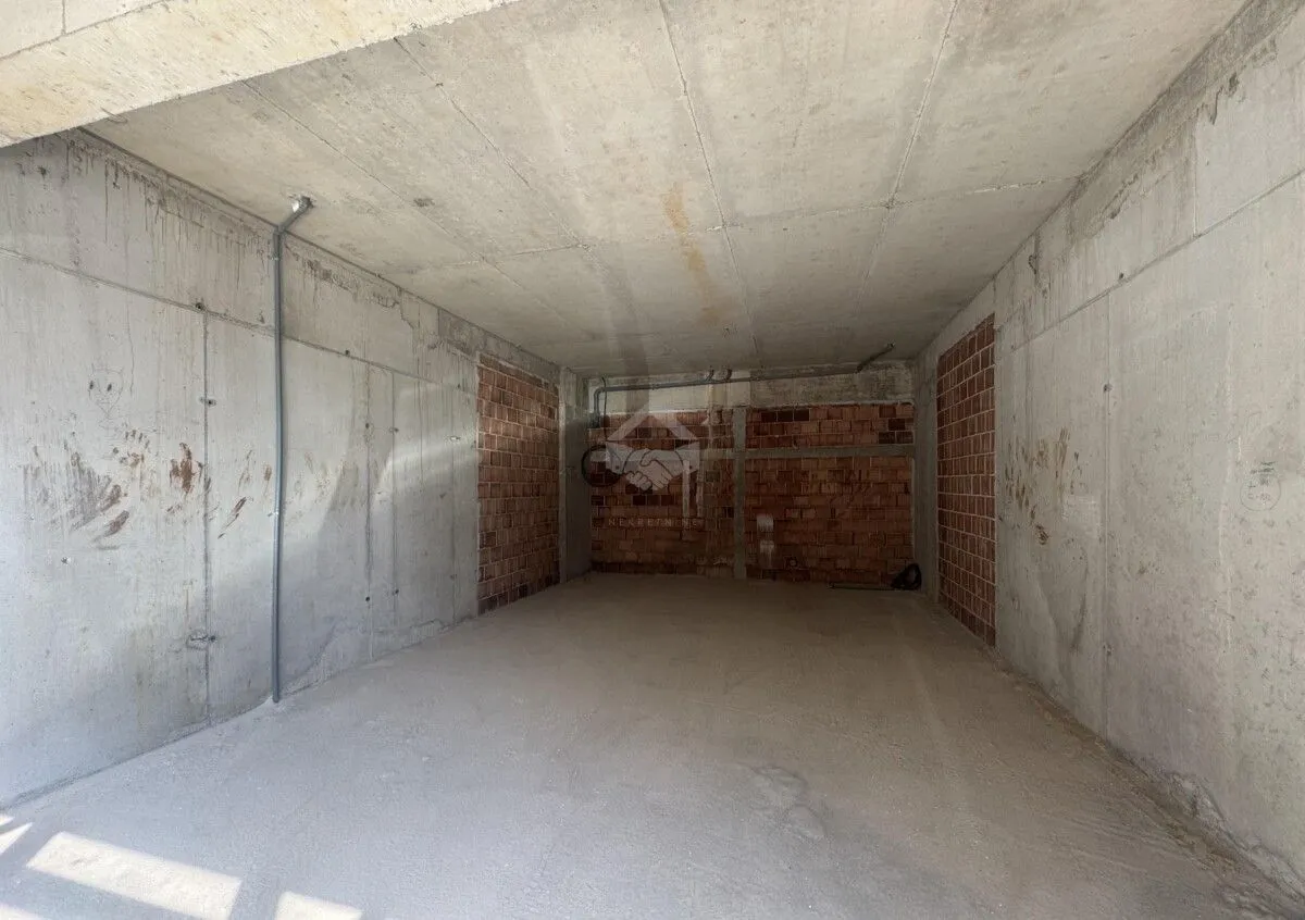 Sale, office space, 100m², Stari Aerodrom, Podgorica