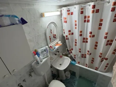 Izdavanje, jednosoban stan, 32m², Sutomore, Bar - image 2