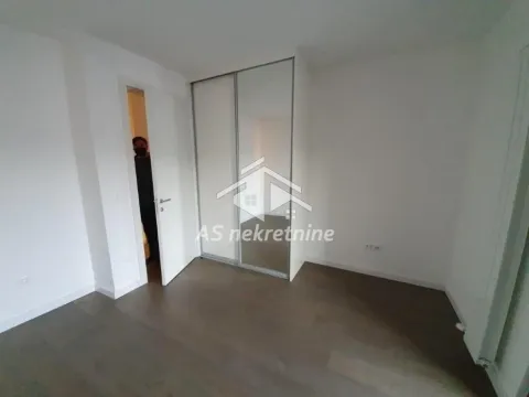 Rent, four bedroom apartment, 125m², Stari Grad, Beograd - image 16