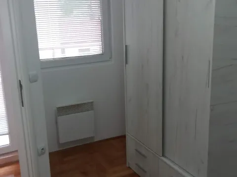 Izdavanje, dvosoban stan, 38m², Palilula Sve Podlokacije, Beograd - image 10