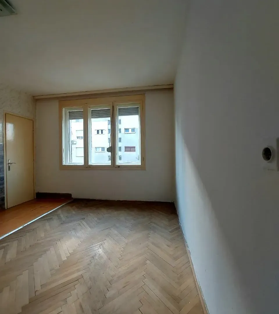 Prodaja, jednosoban stan, 44m², Centar, Nikšić