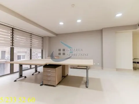 Izdavanje, poslovni prostor, 91m², Vračar Hram, Vračar Sve Podlokacije - image 15