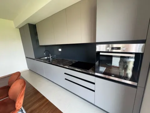 Izdavanje, dvosoban stan, 86m², Master Kvart, Podgorica - image 4