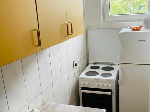 Izdavanje, garsonjera, 30m², Preko Morače, Podgorica - image 6