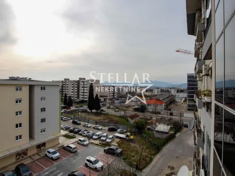 Izdavanje, jednosoban stan, 54m², Tuški Put, Podgorica - image 14