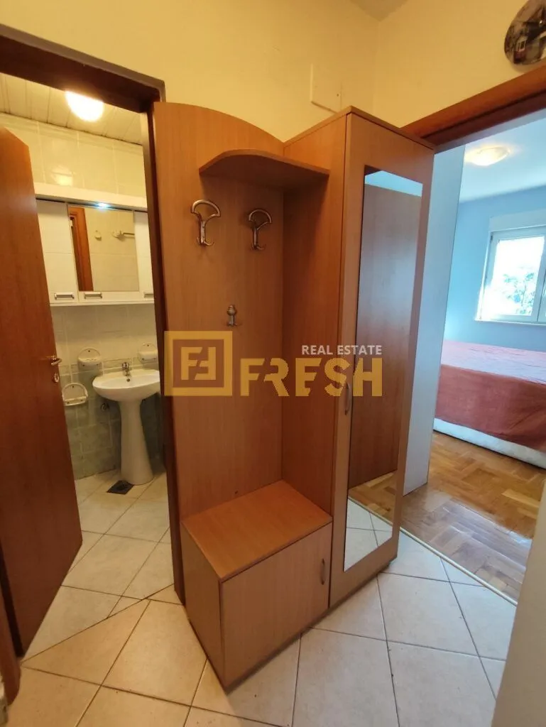 Rent, one bedroom apartment, 33m², Preko Morače, Podgorica