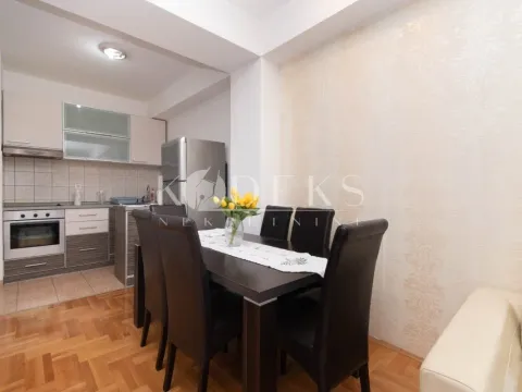 Izdavanje, jednosoban stan, 52m², City Kvart, Podgorica - image 4