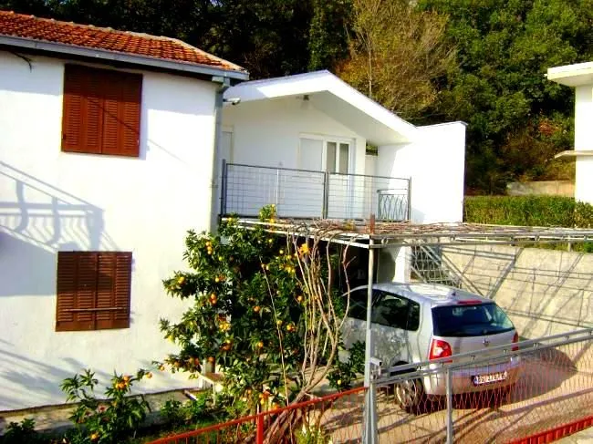 Sale, house, 230m², Šušanj, Bar