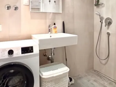 Prodaja, stan, 24m², Tivat, Crna Gora - image 3