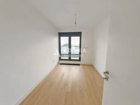 Sale, four bedroom apartment, 125m², Autokomanda, Voždovac Sve Podlokacije - image 5