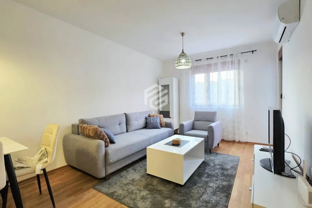 Rent, one bedroom apartment, 42m², Stari Aerodrom, Podgorica