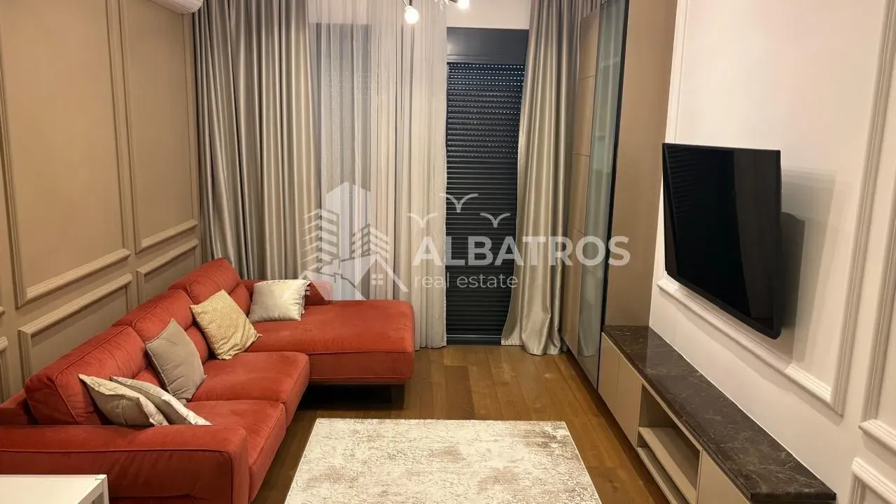 Rent, two bedroom apartment, 80m², Centar, Bar