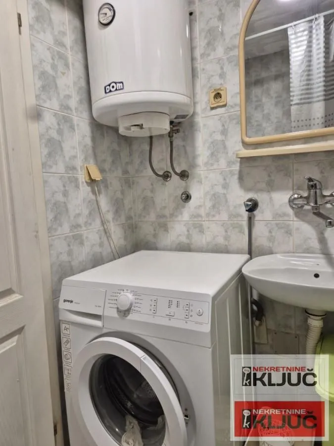 Rent, one bedroom apartment, 42m², Socijalno, Novi Sad Sve Podlokacije