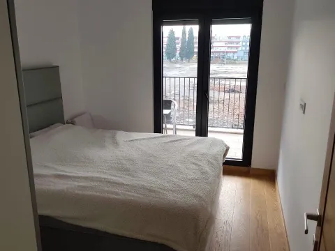 Rent, one bedroom apartment, 45m², City Kvart, Podgorica - image 4