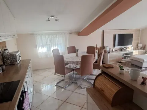Rent, three bedroom apartment, 106m², Tripovići, Tivat - image 7