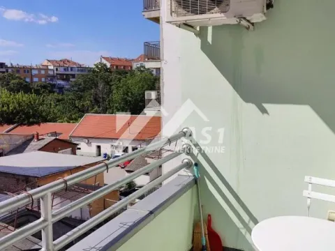 Izdavanje, trosoban stan, 54m², Adamovićevo Naselje, Novi Sad Sve Podlokacije - image 10