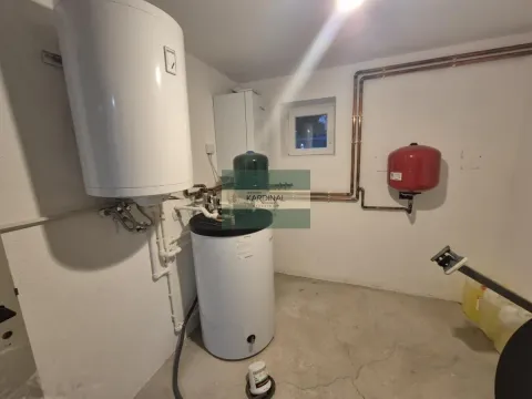 Prodaja, kuća, 379m², Trnava, Jagodina - image 52