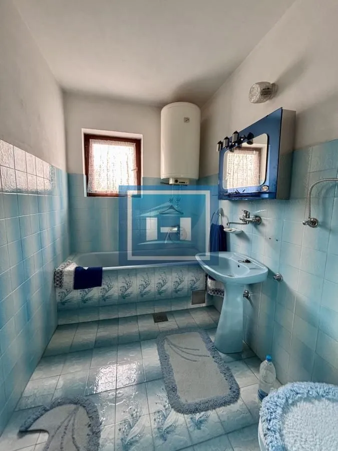 Prodaja, kuća, 300m², Budžino brdo, Jagodina