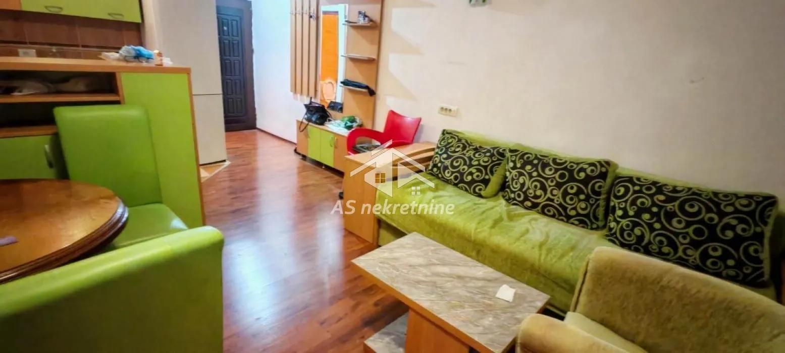 Izdavanje, dvosoban stan, 40m², Čukarica, Beograd