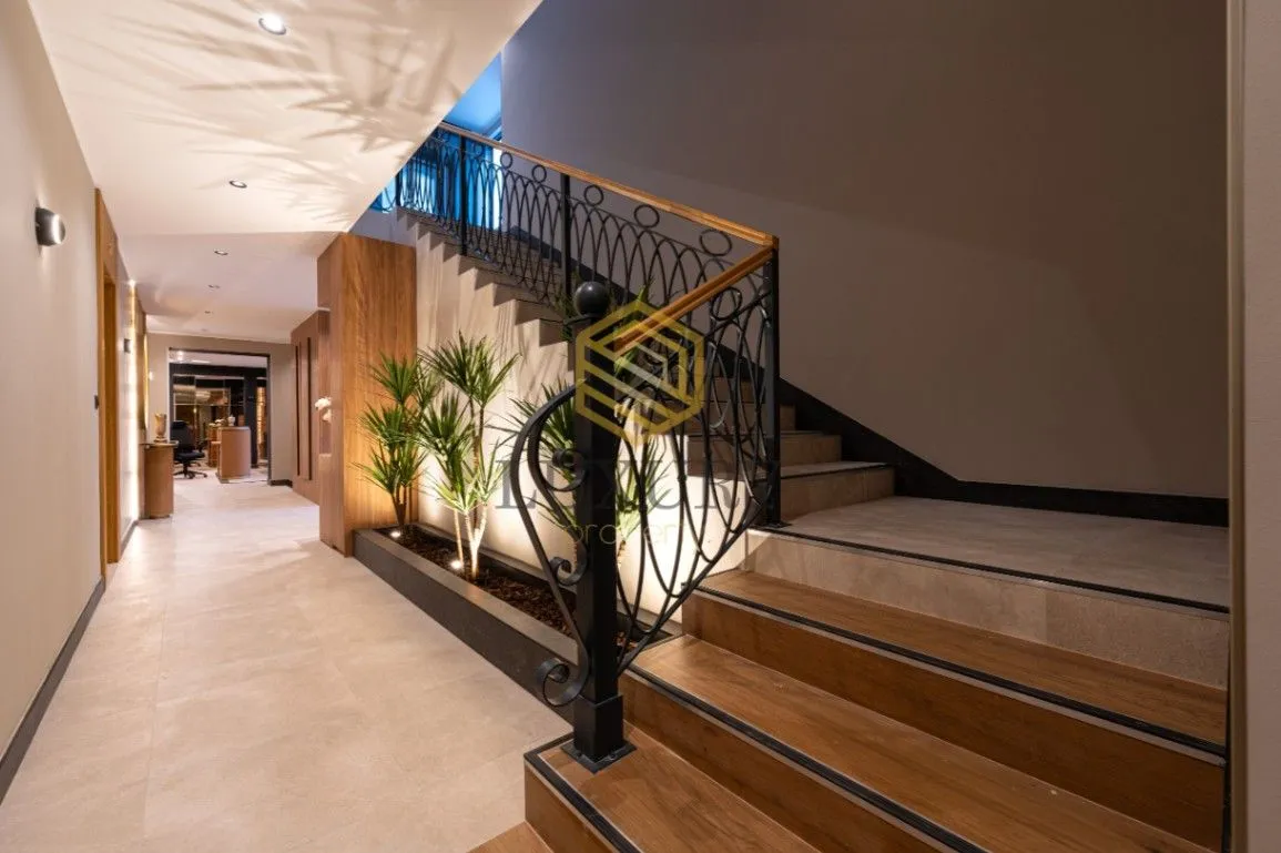 Izdavanje, trosoban stan, 130m², City Kvart, Podgorica