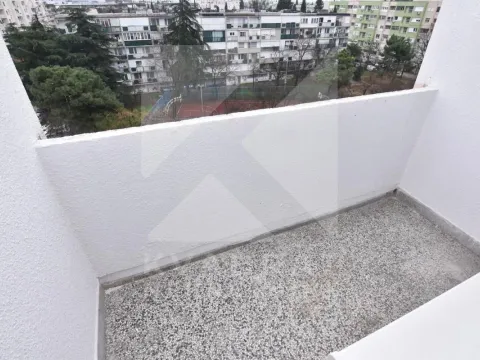 Rent, three bedroom apartment, 105m², Preko Morače, Podgorica - image 25