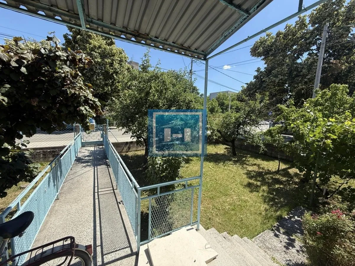 Prodaja, kuća, 108m², Centar, Jagodina