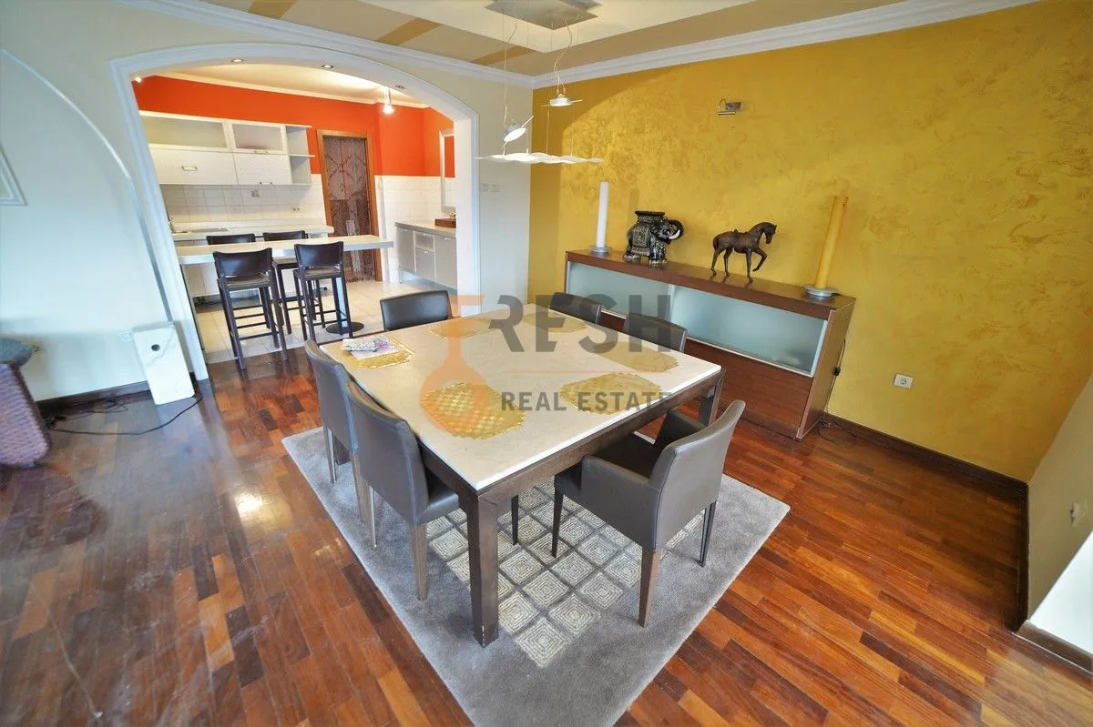 Prodaja, trosoban stan, 168m², Gorica C, Podgorica