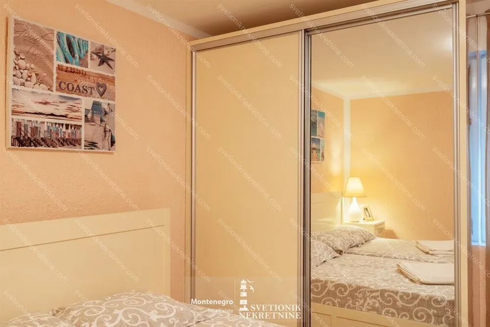 Prodaja, trosoban stan, 178m², Topla, Herceg Novi