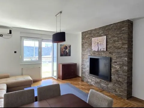 Izdavanje, trosoban stan, 82m², Podbara, Novi Sad Sve Podlokacije - image 21