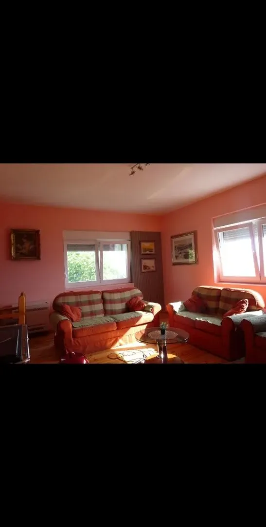 Rent, house, 200m², Kuče, Podgorica