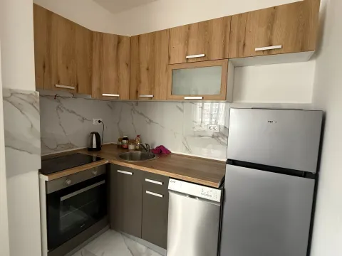 Rent, one bedroom apartment, 40m², City Kvart, Podgorica - image 1