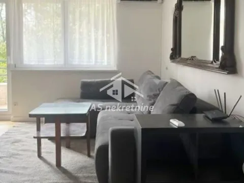 Izdavanje, stan, 77m², Gradska Bolnica, Zvezdara Sve Podlokacije