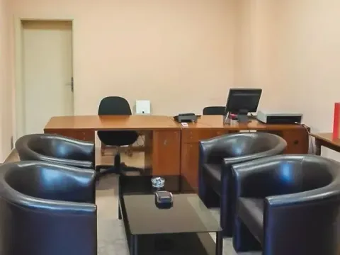 Izdavanje, poslovni prostor, 35m², Preko Morače, Podgorica - image 1