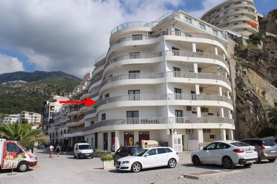 Sale, apartment, 69m², Rafailovići, Budva
