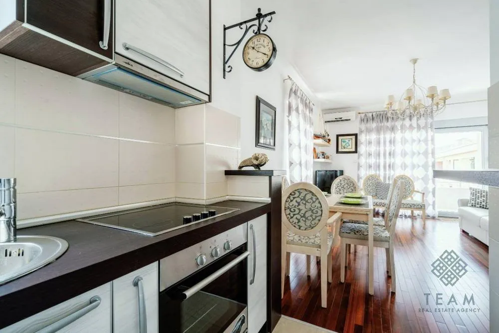Sale, two bedroom apartment, 76m², Lazi, Budva