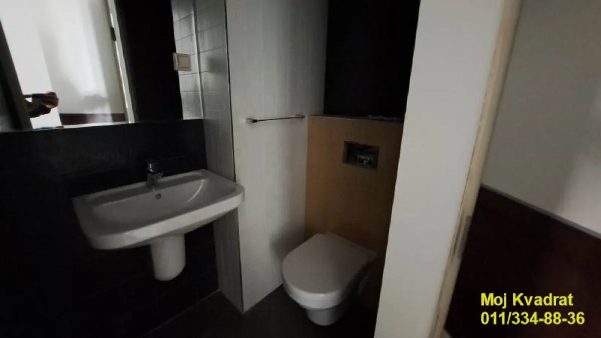Prodaja, trosoban stan, 70m², Voždovačka Crkva, Voždovac Sve Podlokacije