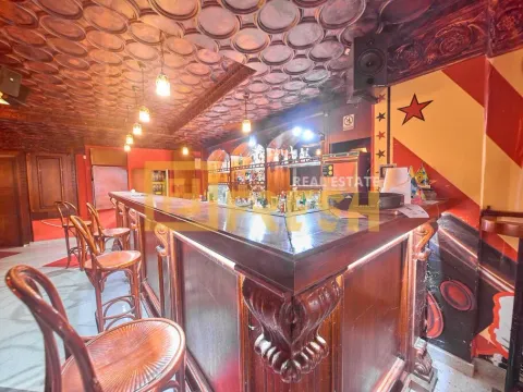 Prodaja, poslovni prostor, 1343m², Centar, Podgorica - image 28