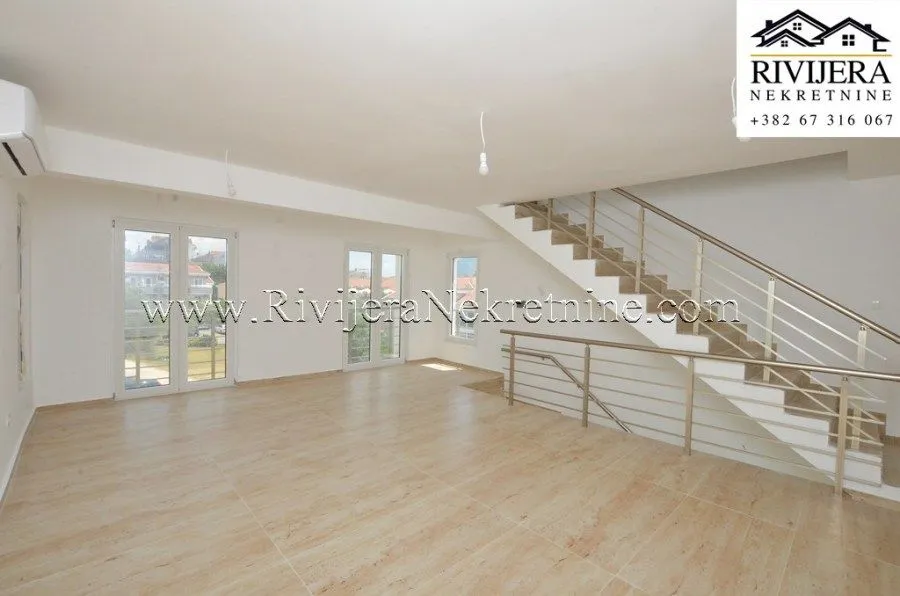 Prodaja, trosoban stan, 95m², Đenovići, Herceg Novi