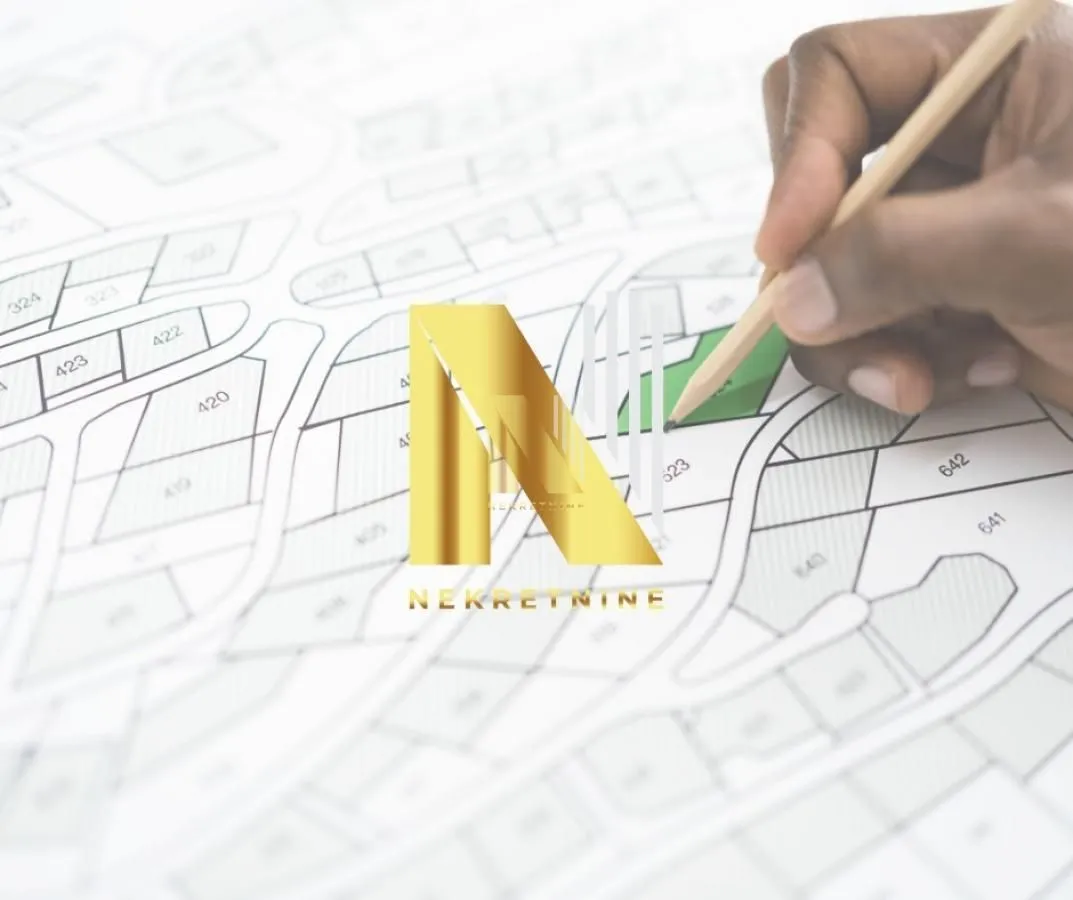 Prodaja, plac, 2700m², Petrovaradin, Novi Sad