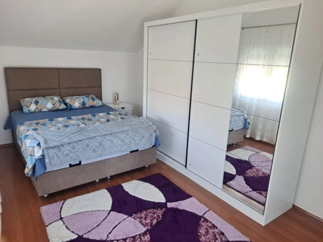 Rent, three bedroom apartment, 130m², Stari Aerodrom, Podgorica